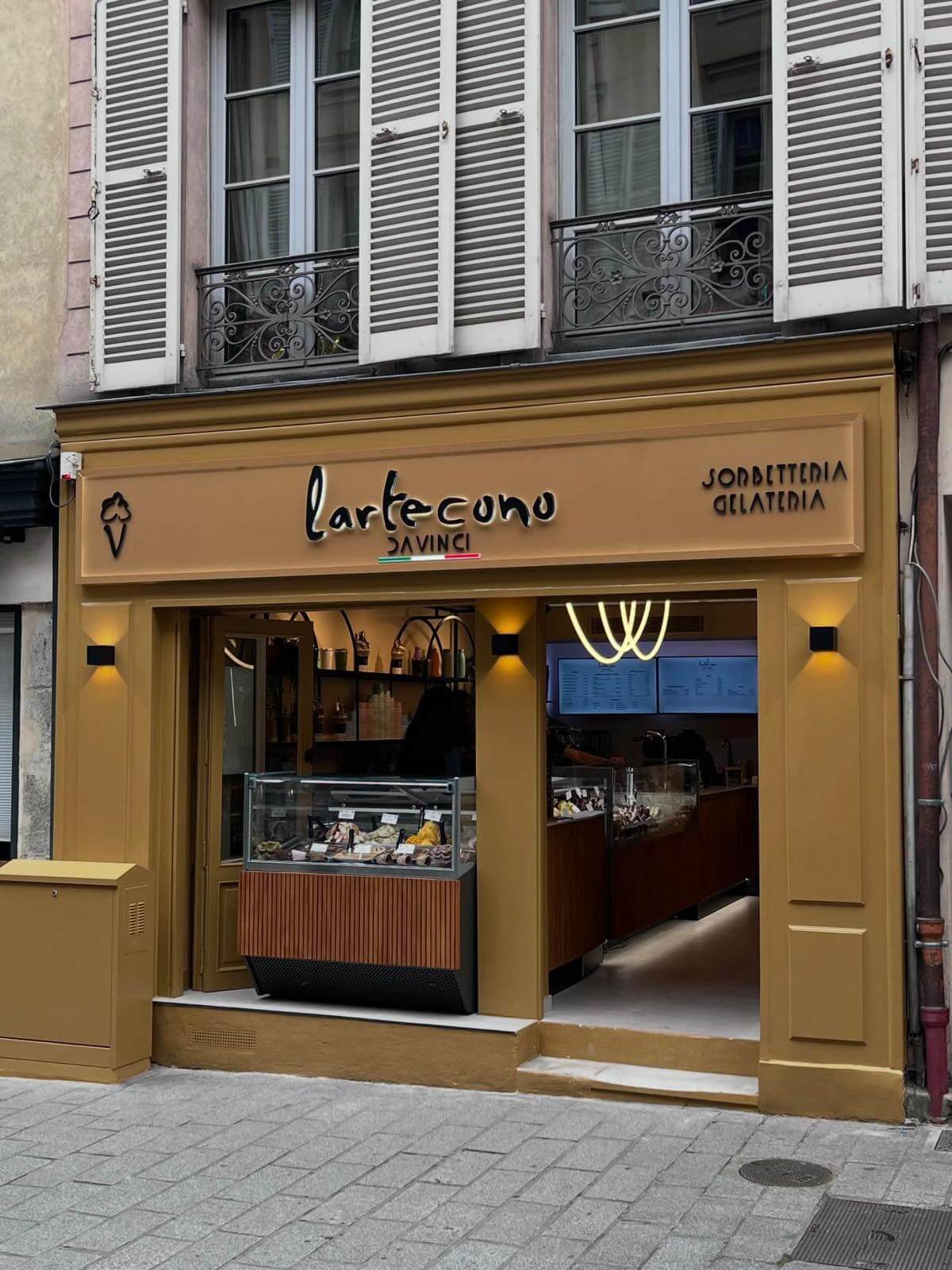 AK Interior Design Da Vinci Paris 2 1