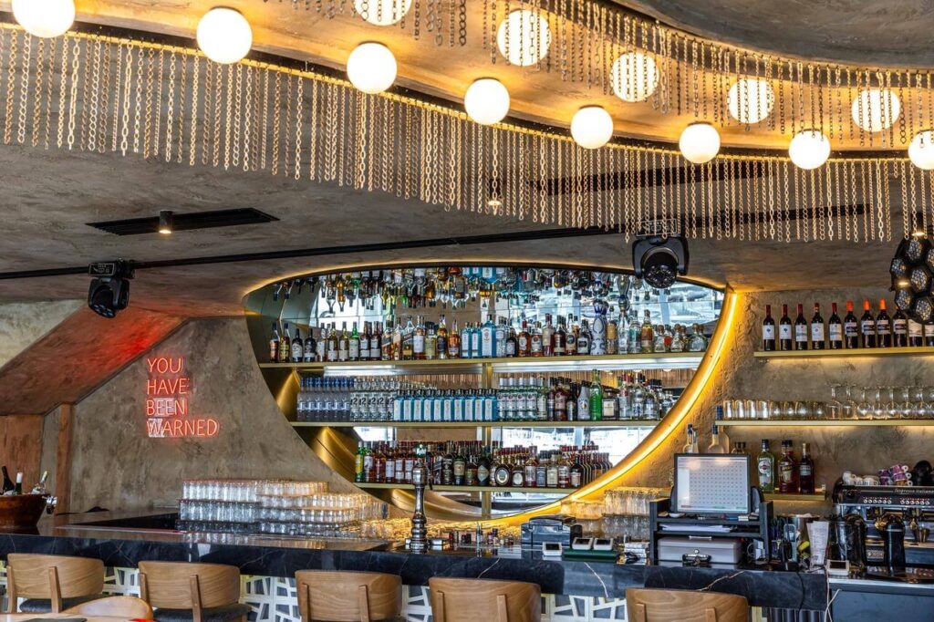 Karteλ inrerior design by AK interiors (1)